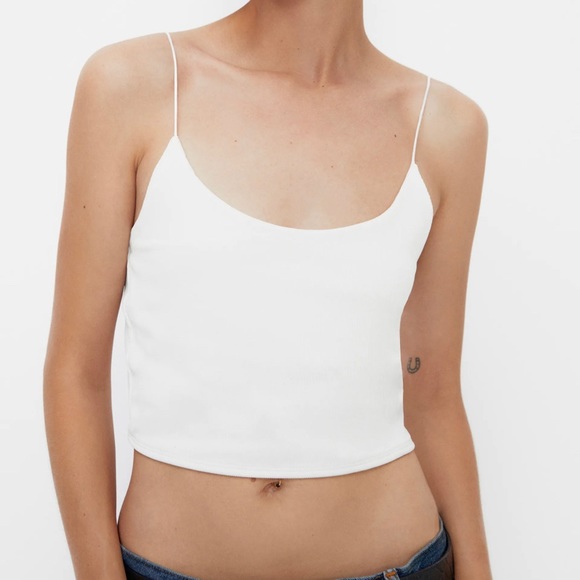 *SOLD* 2 for $22 Zara Dainty Spaghetti Cropped Tank Top - Picture 2 of 7